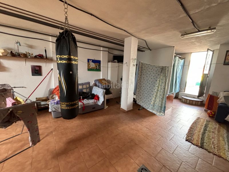 Foto f8f7ad1e-887c-457b-9b7b-80375a943966. Casa adossada amb xemeneia calefacció aparcament a Malahá (La)