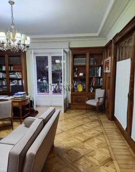 Foto f424d730-77d8-4e49-9b91-d72ed822157d. Maison dans Pedralbes Barcelona