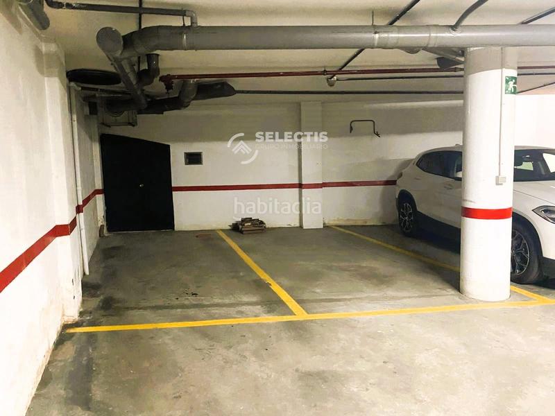 Foto 7b633bc0-bcce-4496-b496-adb709675a15. Parking coche plaza de parking en pleno Centro ciudad en Huelva