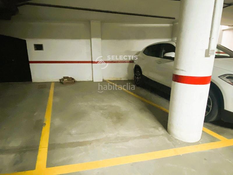Foto b1c7a40e-a3f6-4923-8ca4-593b2128339d. Parking coche plaza de parking en pleno Centro ciudad en Huelva