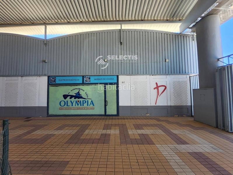 Foto 3513ce43-abeb-4493-b2ea-c3d74796f784. Bâtiment à usage industriel dans La Orden Huelva