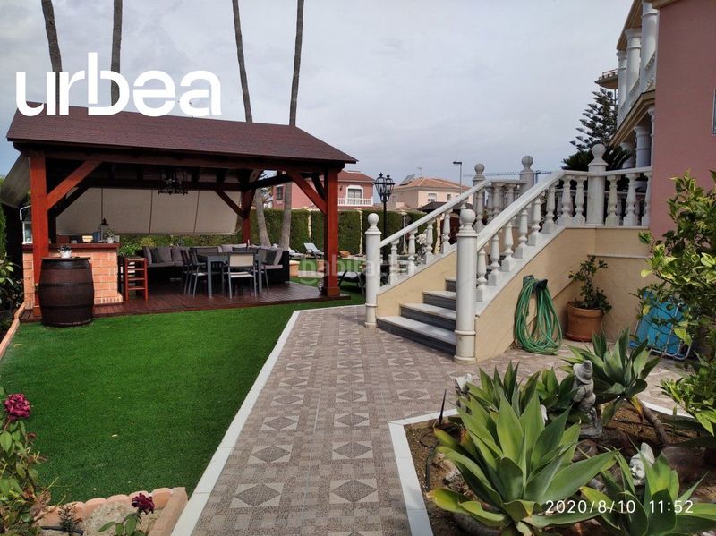 Foto d283e943-5a25-4cb6-ae5e-e4fa6ae89515. Chalet increíble chalet independiente Los Álamos!! en Torremolinos