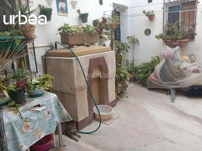 Foto eaa617dd-e4e8-4c4f-ad9b-92e46dd3ed86. Casa a La Trinidad Málaga