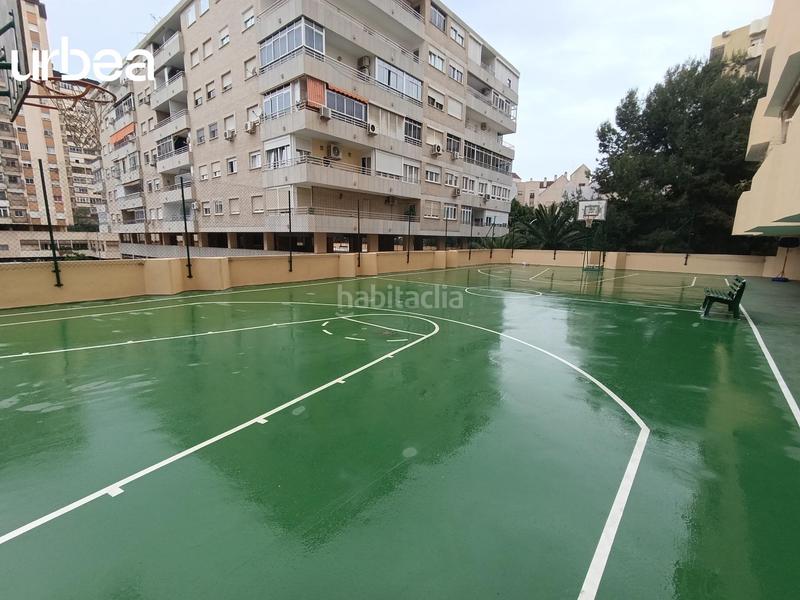 Foto 0bd3db74-63d9-4136-890b-90a727301ff7. Piso gran piso en zona avenida andalucia con 4 habs antes 5 en Málaga