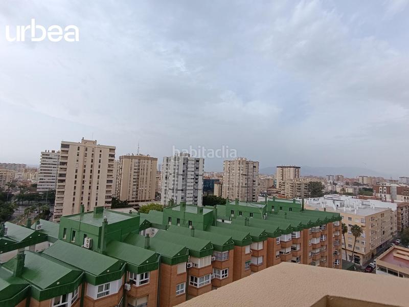 Foto 22b6224c-bb81-453c-989e-979bd27ecd26. Piso gran piso en zona avenida andalucia con 4 habs antes 5 en Málaga