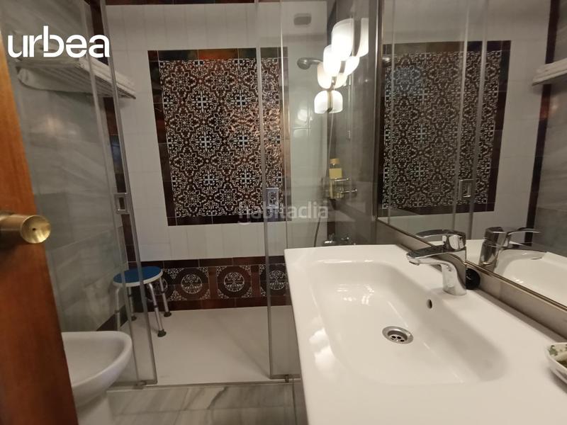Foto e64315a3-346c-4f3a-9d82-d0ec1c958c7a. Piso gran piso en zona avenida andalucia con 4 habs antes 5 en Málaga