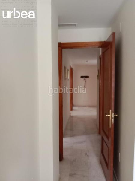 Foto c69ba4a9-564b-4d88-8dae-6cc0193e37fa. Pis amb calefacció piscina a Los Álamos Torremolinos
