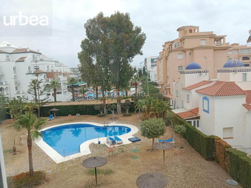 Foto 9982c3a6-16da-4749-814a-e532b6dffb09. Pis amb calefacció piscina a Los Álamos Torremolinos