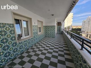 Piso  Plaza mateo luzon. Gran piso en el parque mediterraneo de 4 habs y  2 baños, con 16