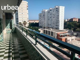 Pis  Plaza mateo luzon. Gran piso en el parque mediterraneo de 4 habs y  2 baos, con 16