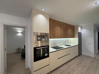 Pis  Calle martínez maldonado. Piso para vivir  y para invertir, zona comercial y céntrica