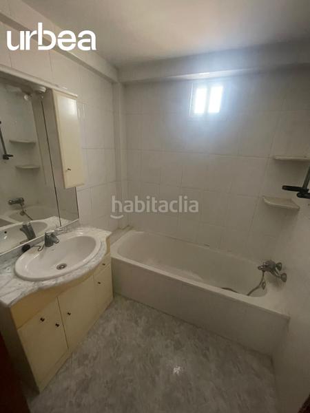 Foto 207828db-91d6-4116-8b25-e547269b868c. Piso estupendo pisos en planta alta en el torcal. en Málaga