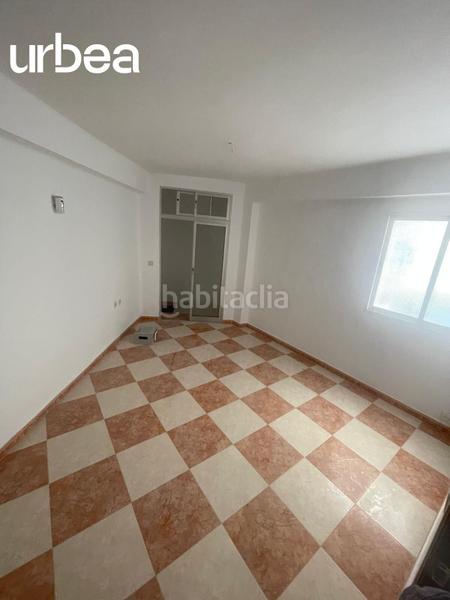 Foto 660a99c6-c63d-4283-9131-06435303894b. Piso estupendo pisos en planta alta en el torcal. en Málaga