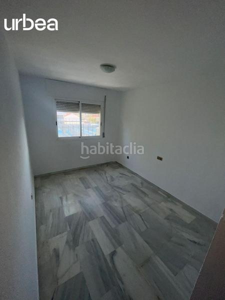 Foto 246d7a69-5ded-4243-8267-7f2db2a7a1e4. Piso vivienda a tan solo 200 metros de la playa en urbanizacion con piscina comunitaria en Málaga