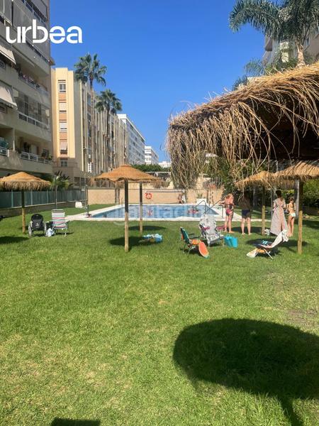 Foto 8924a4bf-8c8d-491d-b7ab-ccdb8be09e73. Piso vivienda a tan solo 200 metros de la playa en urbanizacion con piscina comunitaria en Málaga