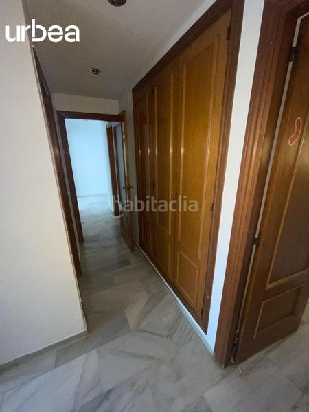 Foto a37c9d7b-b7ed-43da-a5f5-ad4f15b436fb. Piso vivienda a tan solo 200 metros de la playa en urbanizacion con piscina comunitaria en Málaga