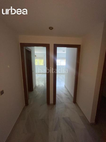 Foto aadab415-f710-4d74-93fe-ba742efdbcd0. Piso vivienda a tan solo 200 metros de la playa en urbanizacion con piscina comunitaria en Málaga