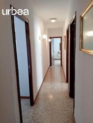 Appartamento  Pinos. Fantastico piso en la zona de la victoria de 3 dormitorios.