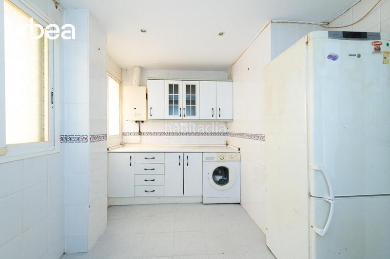 Foto 39f4d1bc-ef82-41d8-910c-69c6a7d7fdb8. Pis amb calefacció aparcament piscina a Paseo Marítimo Oeste - Pacífico Málaga