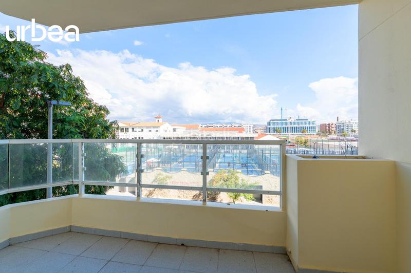 Foto 588d5e9d-51e8-4b96-9024-b37780847b20. Pis amb calefacció aparcament piscina a Paseo Marítimo Oeste - Pacífico Málaga