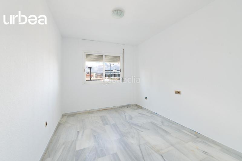 Foto b9cf4f2e-66f8-4ea8-a44e-6619cd57c52d. Pis amb calefacció aparcament piscina a Paseo Marítimo Oeste - Pacífico Málaga