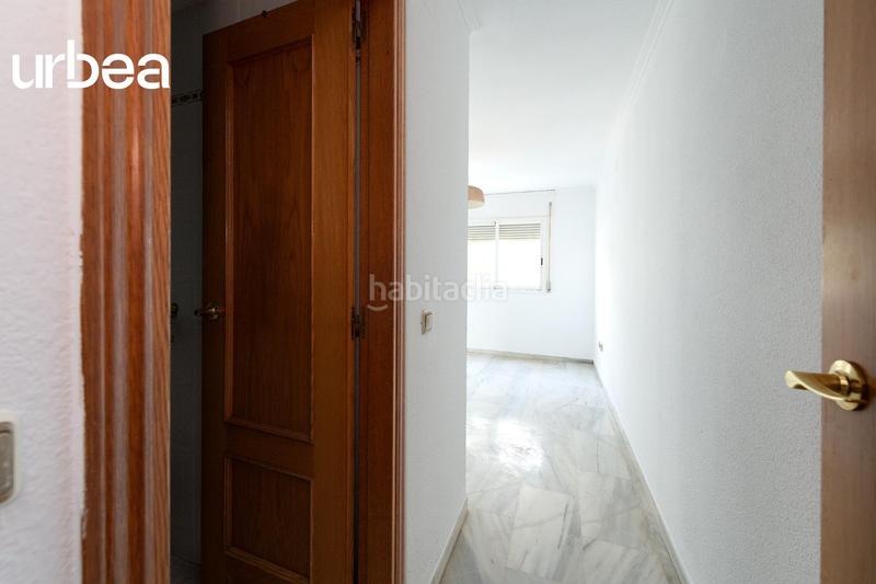 Foto cdedc3f9-37ec-447a-9a81-833627942cc3. Pis amb calefacció aparcament piscina a Paseo Marítimo Oeste - Pacífico Málaga