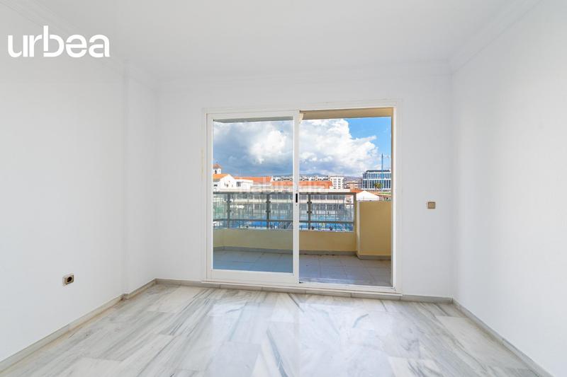 Foto fc8e652f-21d6-4364-80c6-2300abef9a0d. Pis amb calefacció aparcament piscina a Paseo Marítimo Oeste - Pacífico Málaga