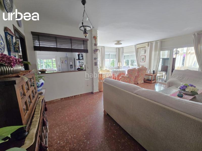 Foto 0c6a786b-dd93-4bd3-9e68-3718aa16c76d. Chalet en Torremuelle Benalmádena