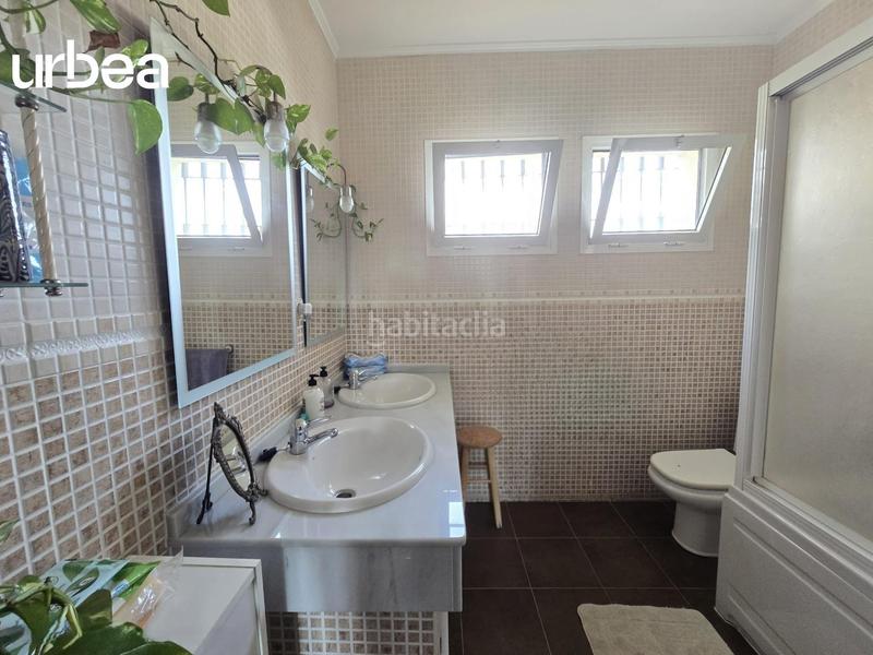 Foto c84ae1a7-754b-42cf-8a8a-84b0ddb149da. Chalet en Torremuelle Benalmádena