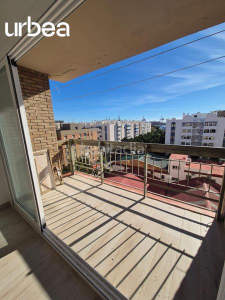 Foto f9ca502f-f4fe-466d-bbc8-2181c273ff1e. Alquiler piso alquiler vialia en Parque Ayala - Jardín de la Abadía - Huelín Málaga