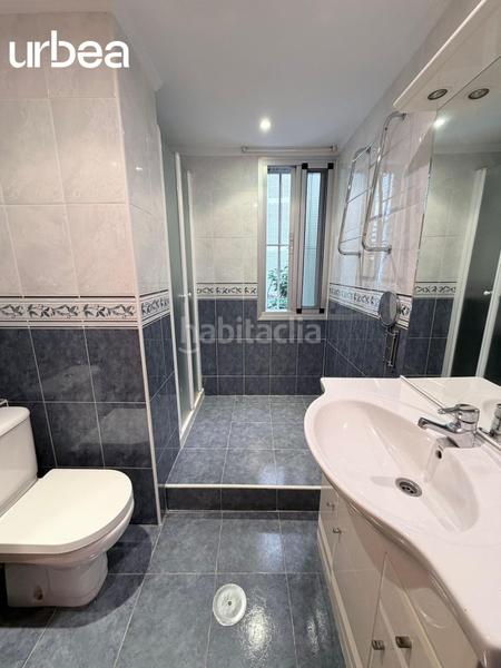 Foto 071b56c8-b97b-41fd-b34d-d6e4b2a5a342. Piso amplio piso en carretera de cadiz en Girón - Las Delicias Málaga