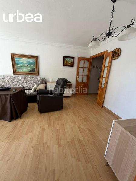 Foto 10e8765a-36b7-48d2-87f0-f5a9f6eec92b. Piso amplio piso en carretera de cadiz en Girón - Las Delicias Málaga