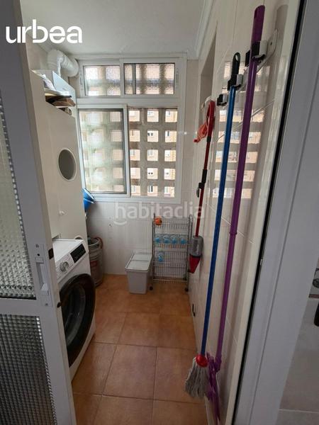 Foto 18541d04-f93a-4124-83fd-cb8aea507b91. Piso amplio piso en carretera de cadiz en Girón - Las Delicias Málaga