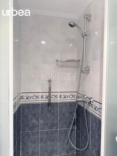 Foto b6bad9ed-082c-422f-b44e-604cc98a4d84. Piso amplio piso en carretera de cadiz en Girón - Las Delicias Málaga