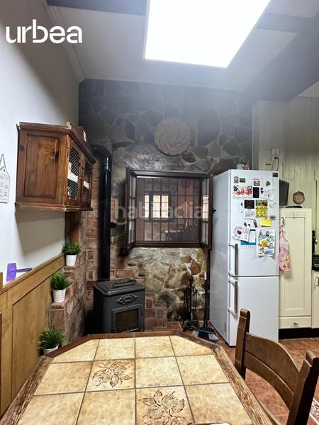 Foto 6d6e7931-f247-47d3-8d1b-ccbb66accded. Masia amb calefacció aparcament piscina a Pizarra