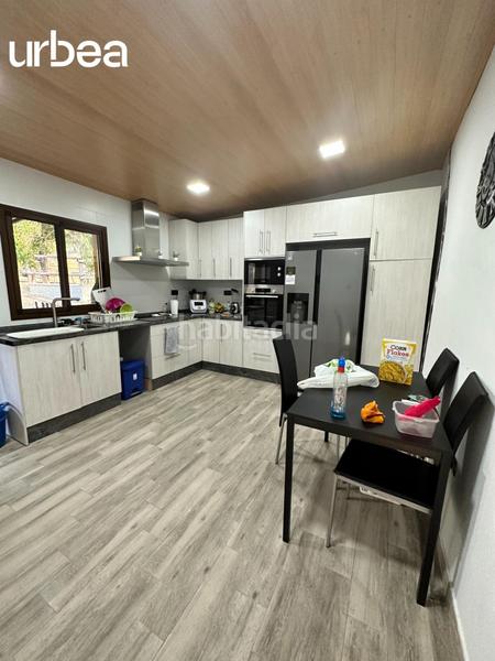 Foto caf2c3a1-230e-4538-ae89-971a672e3b36. Masia amb calefacció aparcament piscina a Pizarra