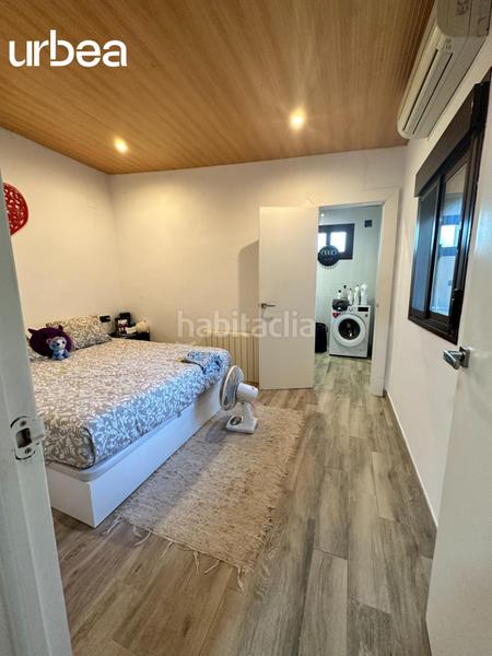 Foto fafbc84b-3196-44a9-ae3e-54a98c41bc03. Masia amb calefacció aparcament piscina a Pizarra