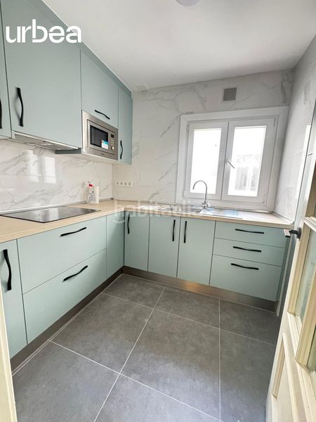 Foto 1d4632df-4bfc-4278-8fae-efe5eeb01de3. Pis a calle mendez nuñez 2 a Centro Histórico Málaga