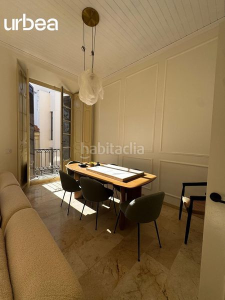 Foto 4bcebde5-9366-413d-8630-fcf1e4b26a91. Pis a calle mendez nuñez 2 a Centro Histórico Málaga