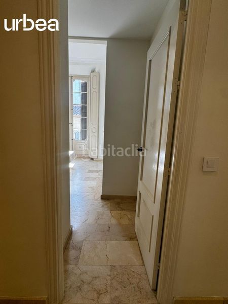 Foto 5a6bc4d8-5c1c-46d3-85d6-18eb52dd50e6. Pis a calle mendez nuñez 2 a Centro Histórico Málaga