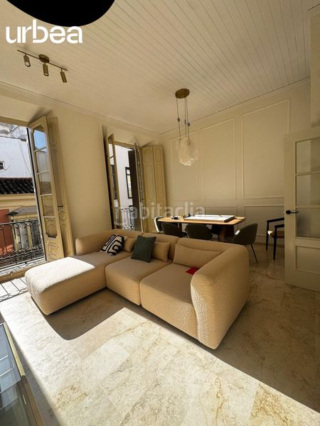 Foto ac22c77c-6489-4676-a459-64175df810ac. Pis a calle mendez nuñez 2 a Centro Histórico Málaga