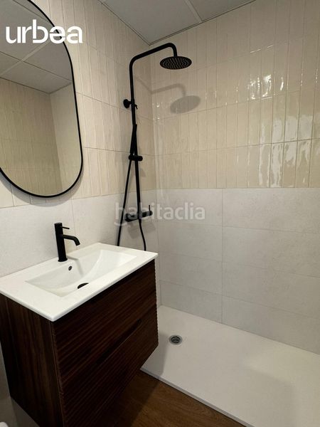 Foto d0487e7f-9b80-4061-8d82-ffefd748ced2. Pis a calle mendez nuñez 2 a Centro Histórico Málaga