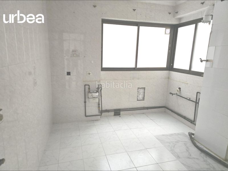 Foto b2a98958-6e2d-4675-8392-57a812ae7013. Flat in Parque Ayala - Jardín de la Abadía - Huelín Málaga