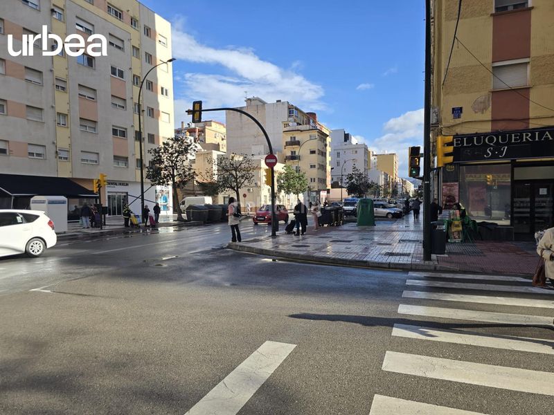 Foto c6b7d661-fbd1-461b-abb7-3b7098b223be. Flat in Parque Ayala - Jardín de la Abadía - Huelín Málaga