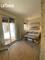 Rent Penthouse  Calle del císter. Alquiler de ático en centro histórico