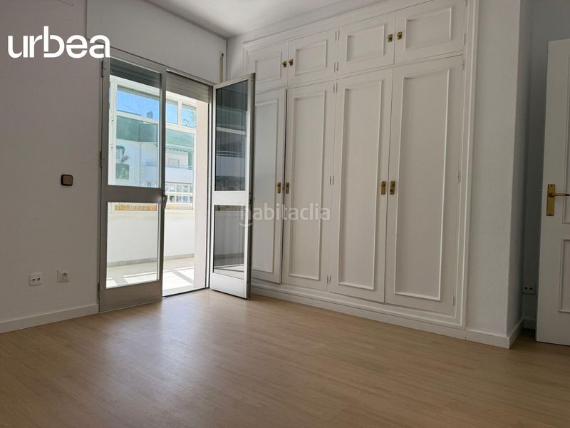 Foto 463d7a06-52de-44a8-9fe6-1f9cfa51571f. Flat with heating parking in Limonar Málaga