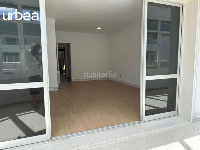 Foto f4919530-96a0-4d14-a248-b6020da8e29b. Flat with heating parking in Limonar Málaga