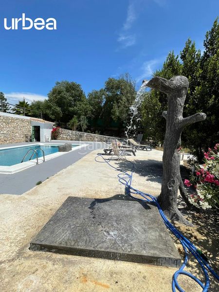 Foto b93a7bc6-0673-42f5-8787-ba4bcf3a6c83. Lloguer masia amb calefacció aparcament piscina a Málaga