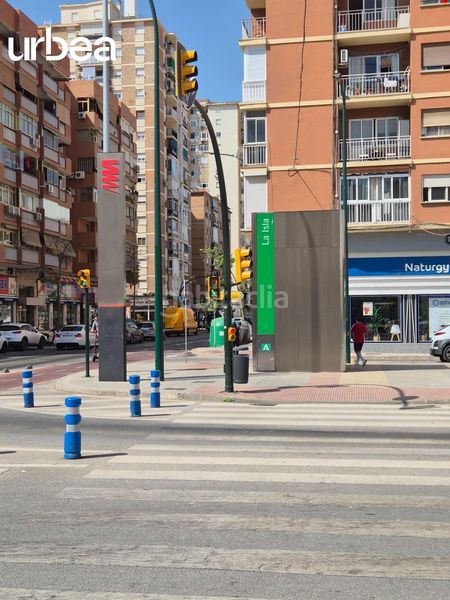 Foto 192a1031-c7ce-49d0-ab11-e66476e22b92. Rent flat with heating parking in Parque Ayala - Jardín de la Abadía - Huelín Málaga