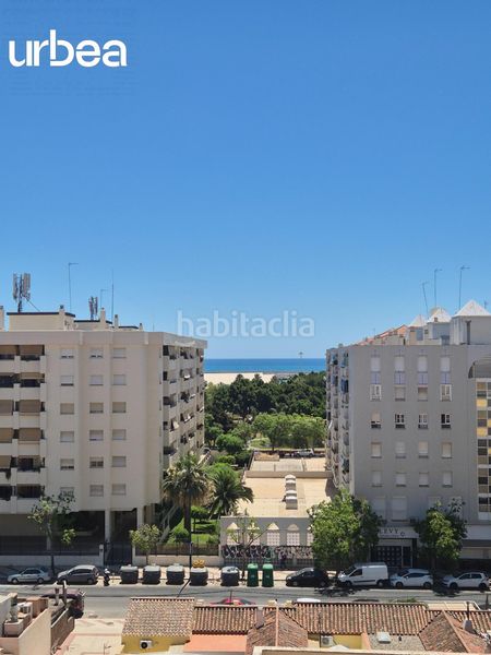 Foto bf2dbc36-2fb2-4ec5-b163-292db9f33423. Rent flat with heating parking in Parque Ayala - Jardín de la Abadía - Huelín Málaga